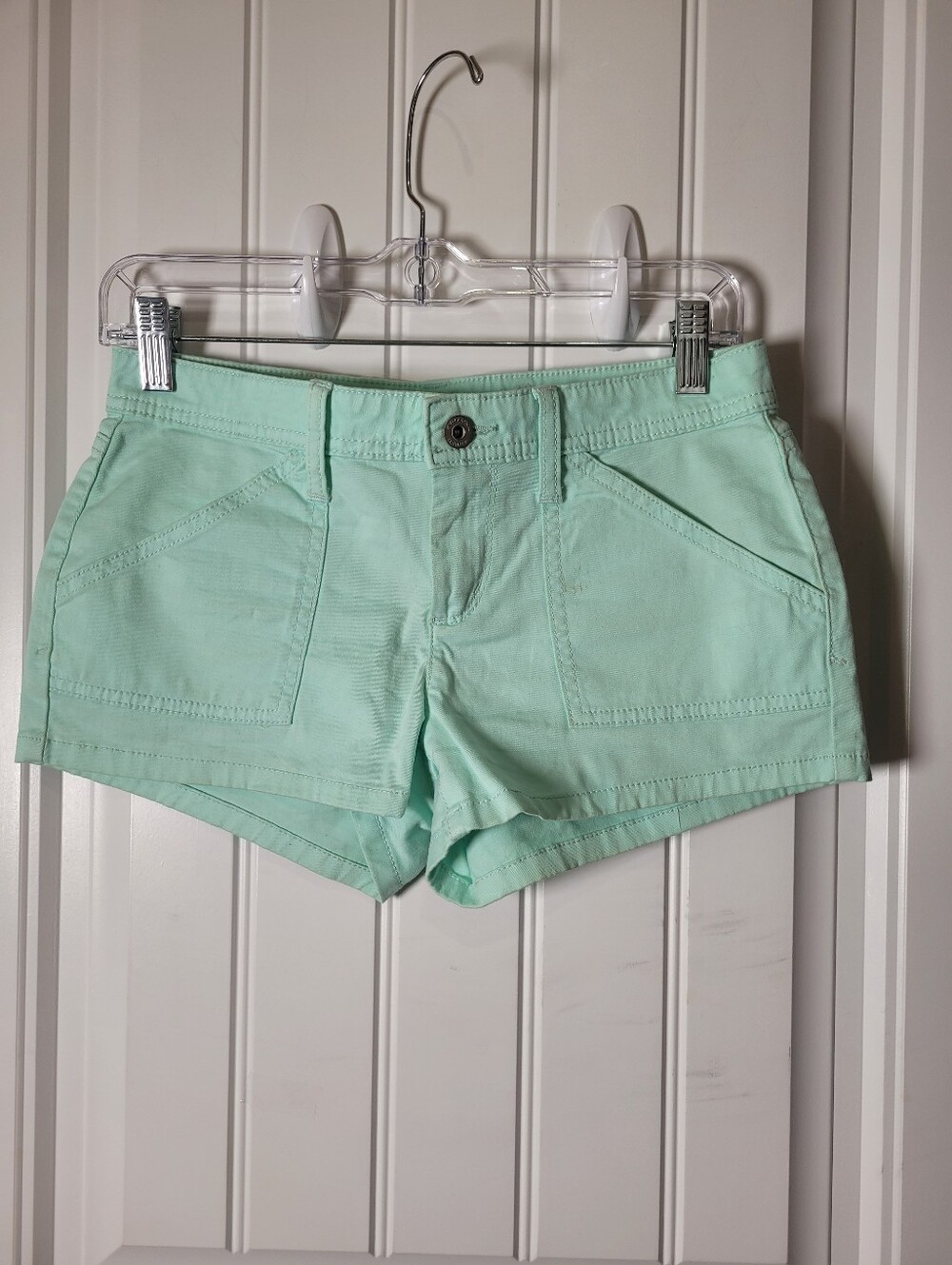 Women's Arizona Mint Green mini Shorts.  Size 3